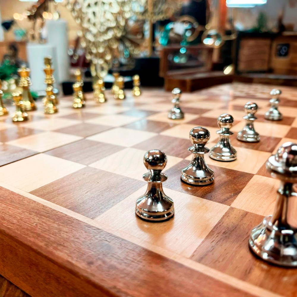 xadrez madeira com peças xadrez metal, tabuleiro xadrez magnético