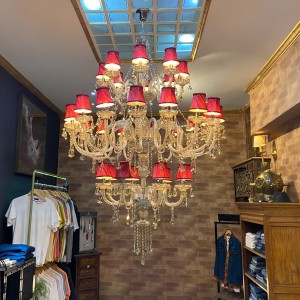 LUSTRE CRISTAL COM 32 BRAÇOS  COM CUPULA VINHO