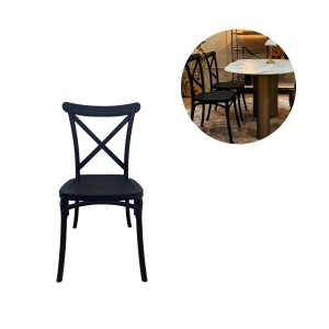 CADEIRA  DE JANTAR  PRETA EM POLIPROPILENO 88 X 48 X 44 CM