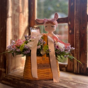 CESTO DE VIME COM CALÇA EM MADEIRA 24 X 18 X 13,5 CM