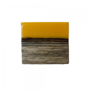 Puxador Acrílico Amarelo c/ Acab. em Madeira 5X5X8CM