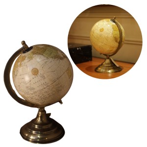Globo Terrestre Decorativo Bege em Metal cor Ouro Envelhecido A34xD24 cm
